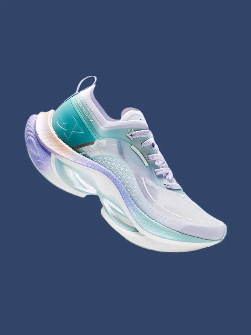 特步減震旋PRO 我的新寵，溫柔風騷的薄款減震運動鞋體驗